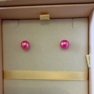 Chic Pink Pearl Earrings